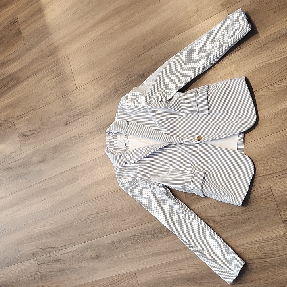 Blazer size M